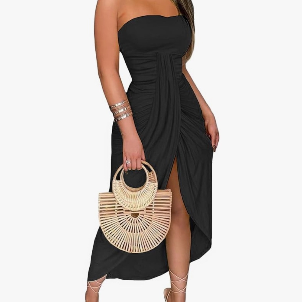 Elegant Black Strapless Dress
